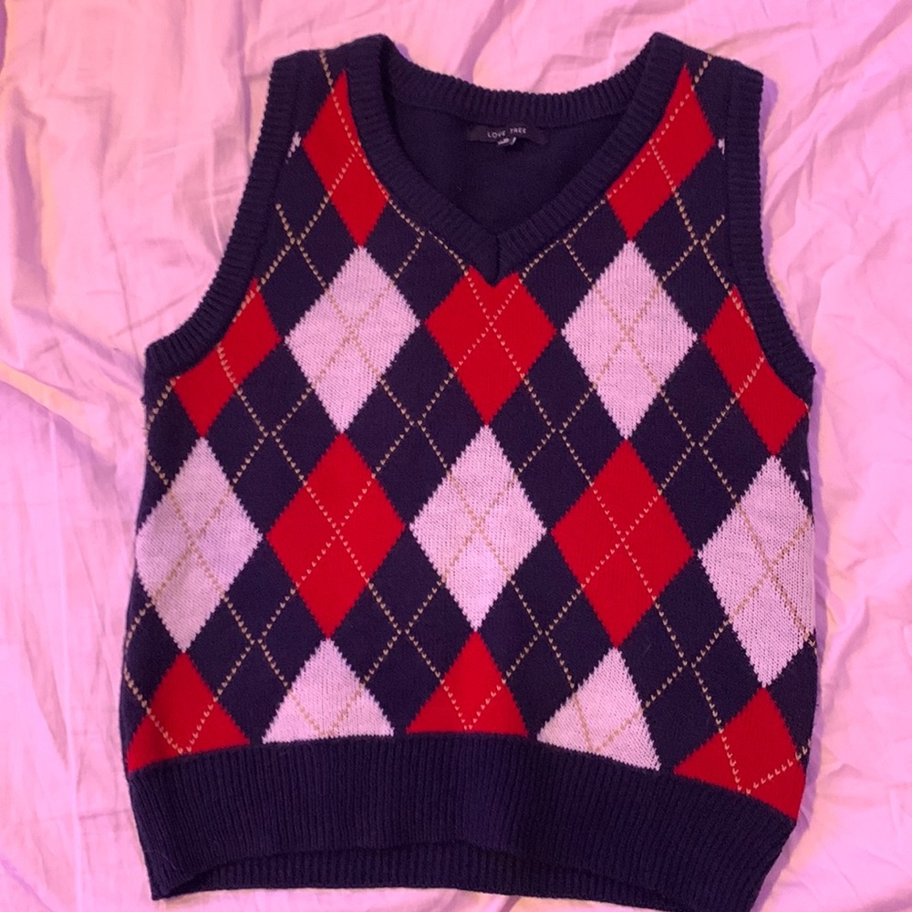 womens non-crop argyle sleeveless crewneck v-neck knit material